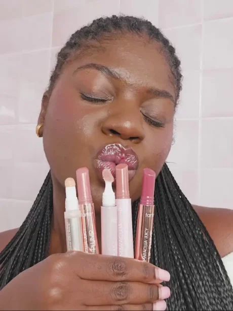 tolstoy__02__tolstoy-poster_01K4DE7QNQRHXG2TG9GDTYKECQ_cd0267ff-c041-41b4-beae-0b4ecfafc6f2