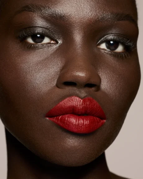 FB24_T2BEAUTY_STUNNA_UNCENSORED_ANOK_1200X1500_72DPI