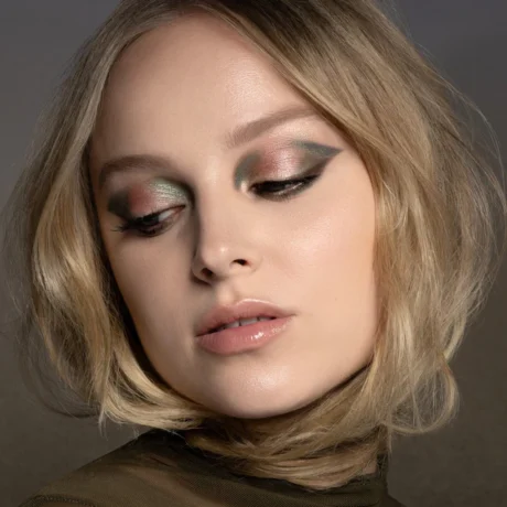 MINI_GLOOM_2_1_86e8e736-5b26-406c-9854-5edabb928f46