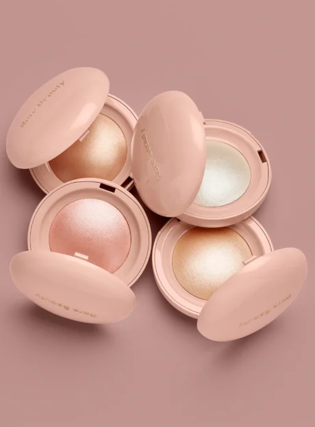 positive-light-silky-touch-highlighter-group-campaign-01-1440x1952