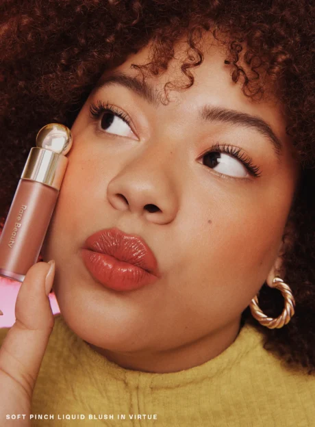 soft-pinch-liquid-blush-on-figure-virtue-02-1440x1952