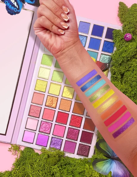 AM---PM-PALETTE-ROW-3